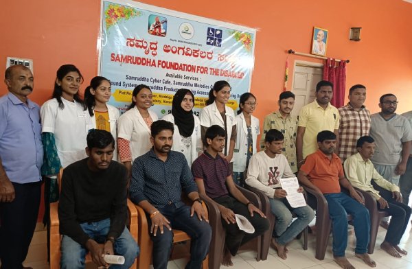 Maratha Mandal Dental College of Belgavi Offers a Free Dental Checkup Camp in Samruddha Foundation